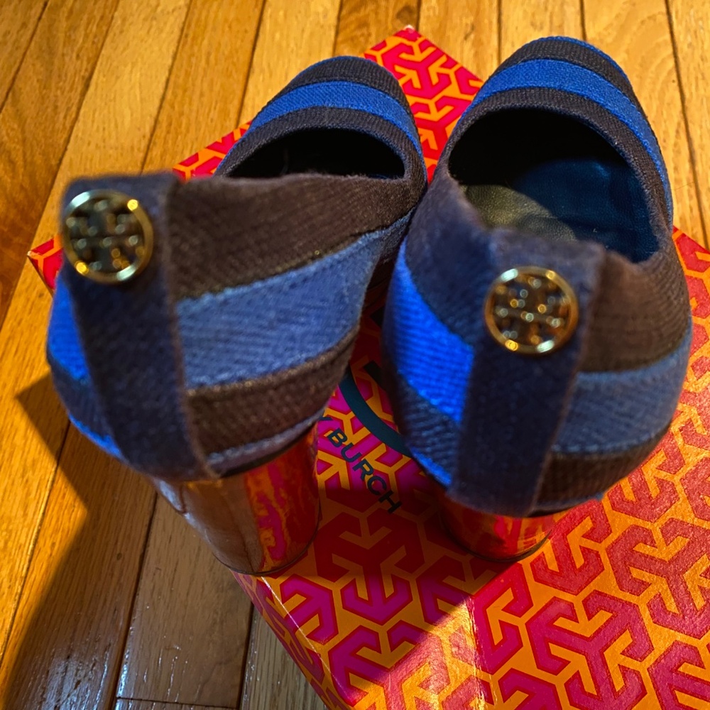 Adorable Tory Burch & Cobalt Blue heels - Picture 12 of 13